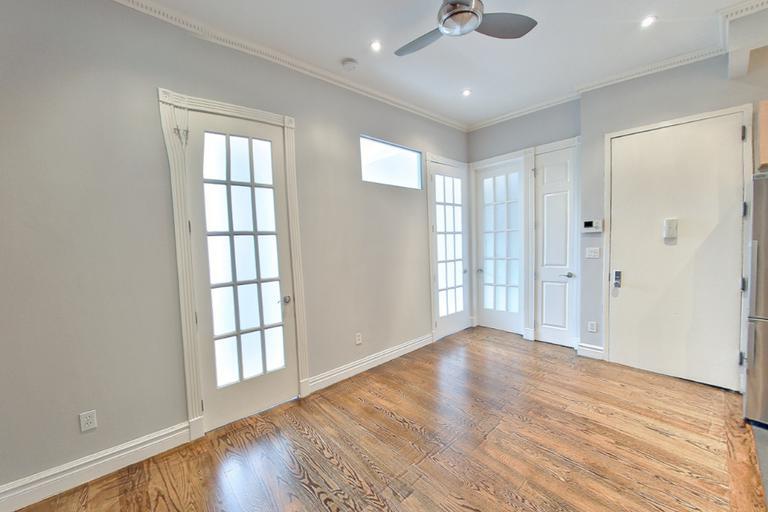 Photo - 232 E 14th St Unidad 4A