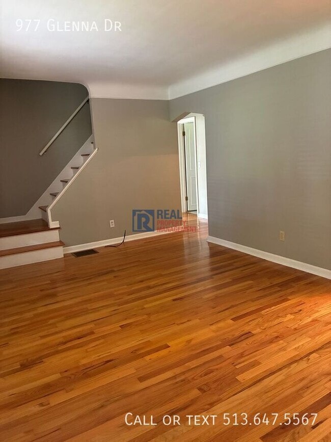 Photo - 977 Glenna Dr