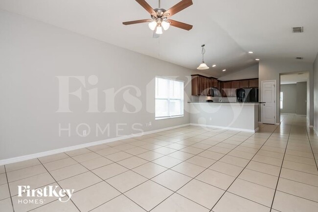 643 Andalusia Loop