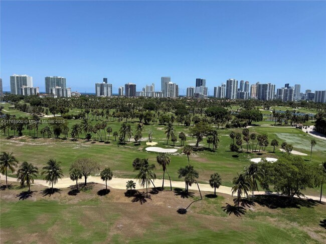 Photo - 20335 W Country Club Dr Unidad 1208 Rental