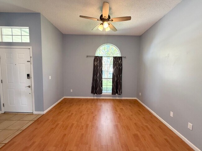 Photo - Beautiful 4-bedroom, 2-bathroom home for r...