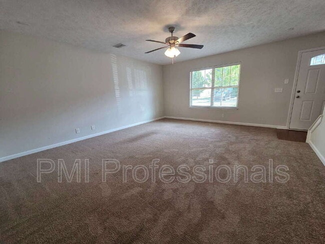 4130 War Emblem Ln
