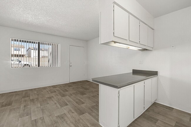 Photo - Acacia Hills