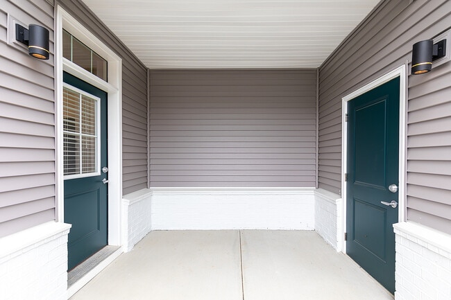 Two-Bed Townhome - Crescent Woods