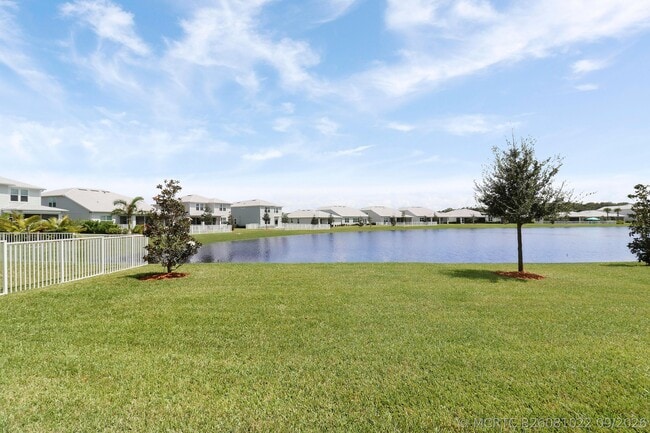 12545 SW Gray Fox Ln
