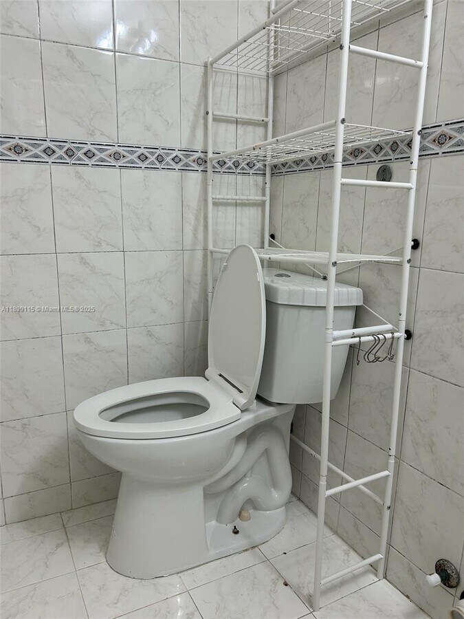 Photo - 100 NW 56th Ct Unidad 100