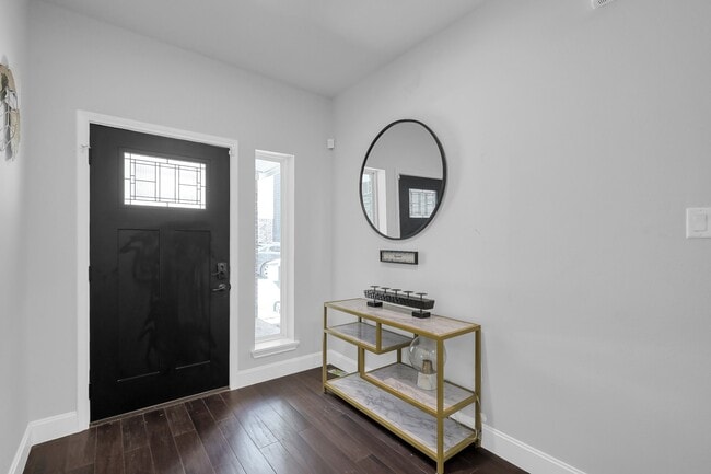 Photo - 2116 Oatfield Dr