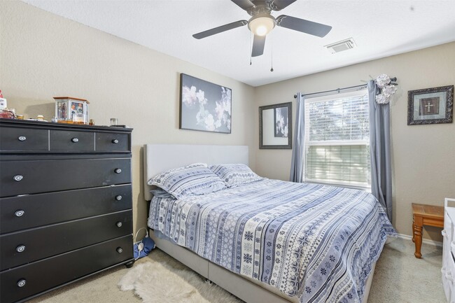 Photo - 11402 Overland Trail Dr