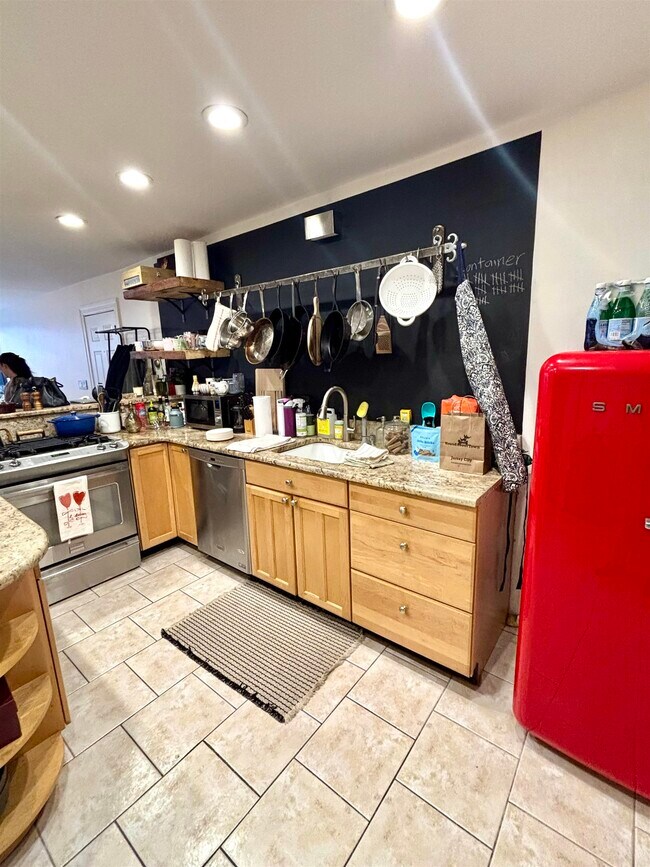 Photo - 204 Warren St Unit G