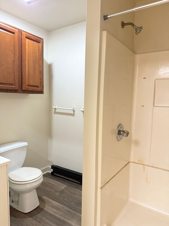 Photo - 116 W Market St Unit Apt D-Rear