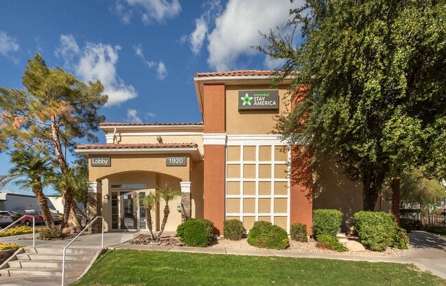 Furnished Studio-Phoenix - Mesa - West
