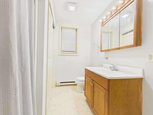 Photo - 1924-1926 State St Unit 1926 State St.,. Apt 1B