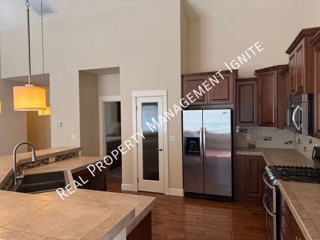 Photo - 61551 SE Baptist Way
