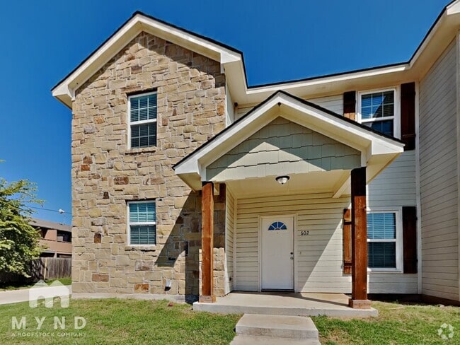 Building Photo - 610 Picnic Ct Rental