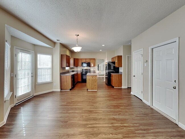 Photo - 2888 Shadow Brook Ct NW