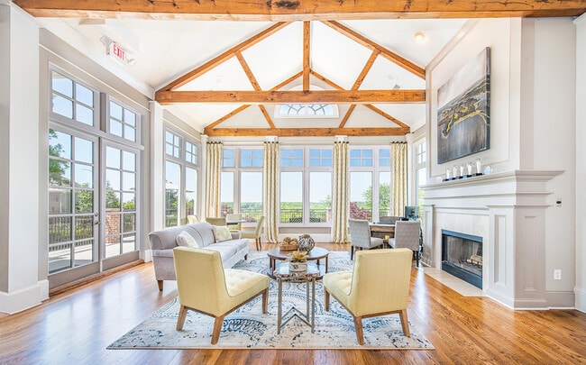 Building Photo - MAA Lake Lanier Rental