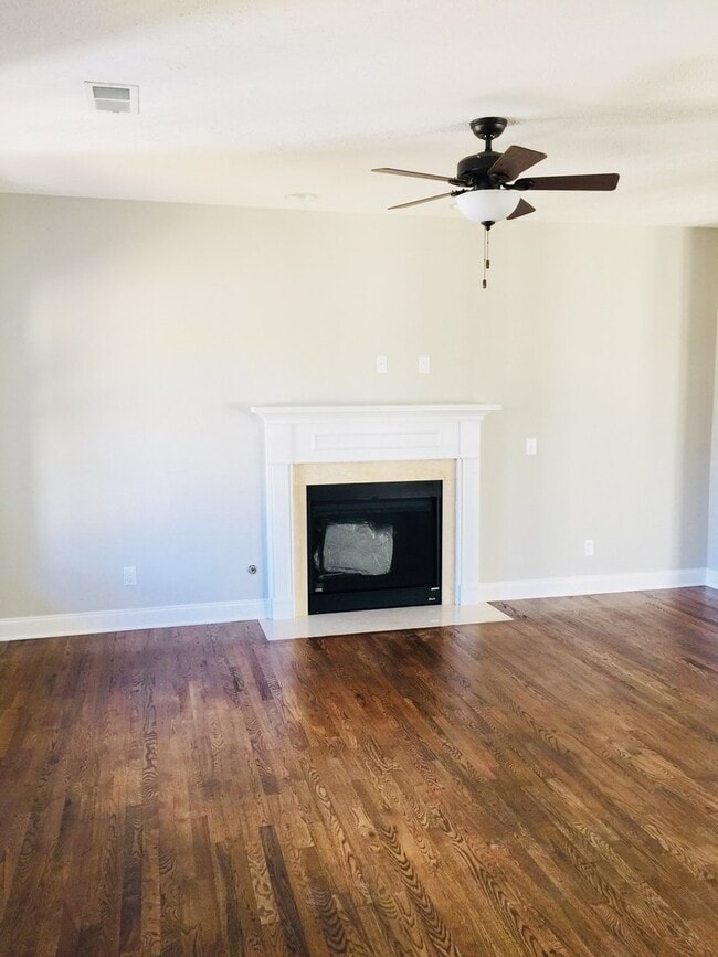 Photo - Beautiful family home in desirable Sugar Valley community