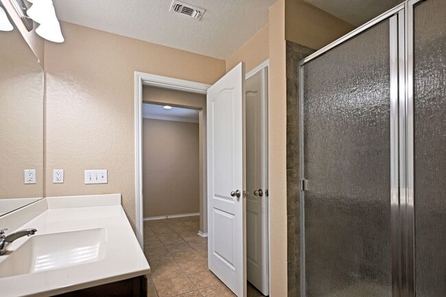 Photo - 1433 Cutler Bay