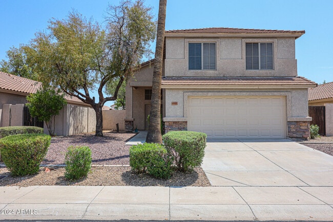 Photo - 6921 W Juniper Ave