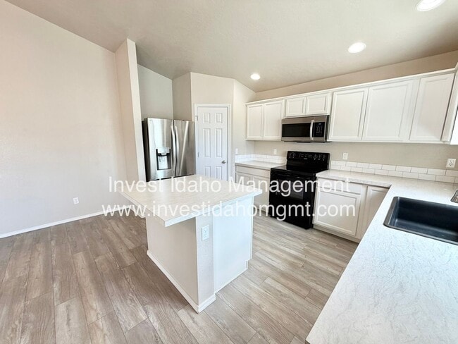 Photo - Spacious 4 Bed 2 Bath Home in Kuna