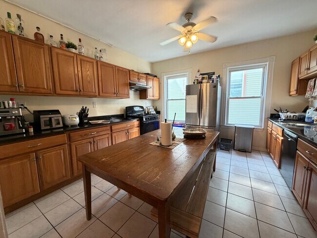 Photo - 1 Sachem St Unit 1