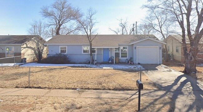 Building Photo - 2726 E Colgate St