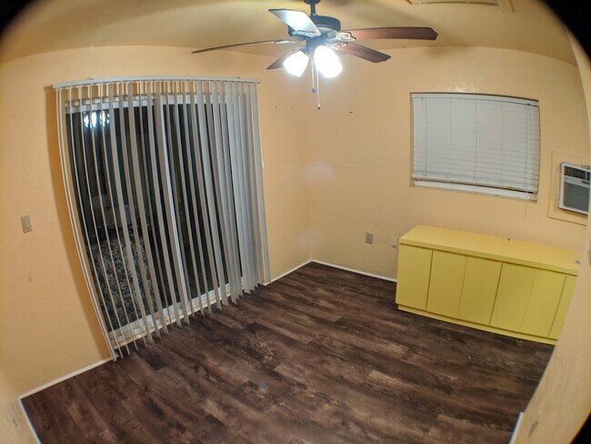 Photo - Private Charming Home for Rent Unidad 5738 Palmer Blvd