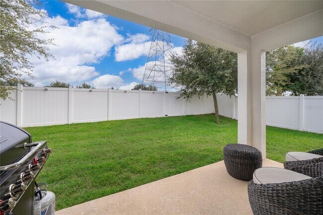 Photo - 2022 Redbay Ave