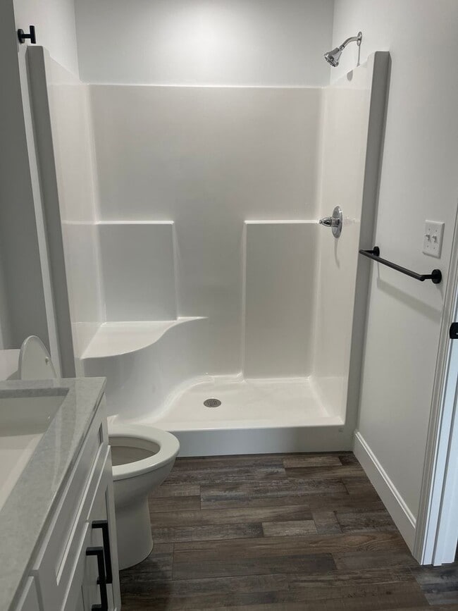 Photo - 3 BEDROOM 2.5 BATHROOM TOWNHOUSE FOR RENT