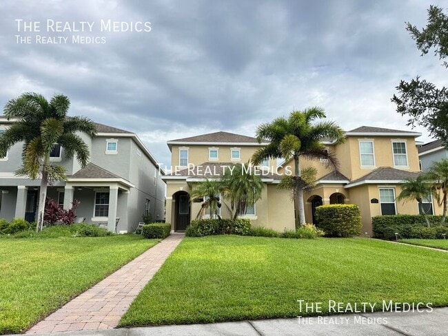 Photo - 15764 Ave Of The Arbors