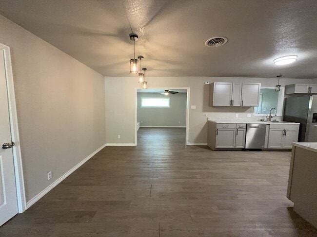 Photo - 3316 Shorewood Dr