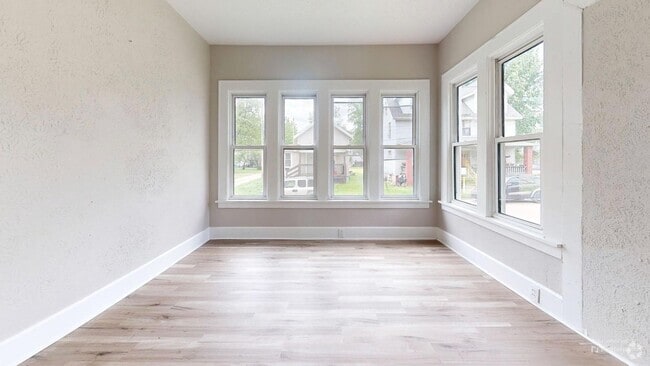 Building Photo - 434-438 E Oxford St Unit 434 E Oxford St Rental