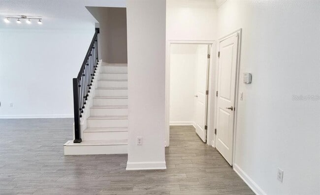 Photo - 8543 Spyglass Ln