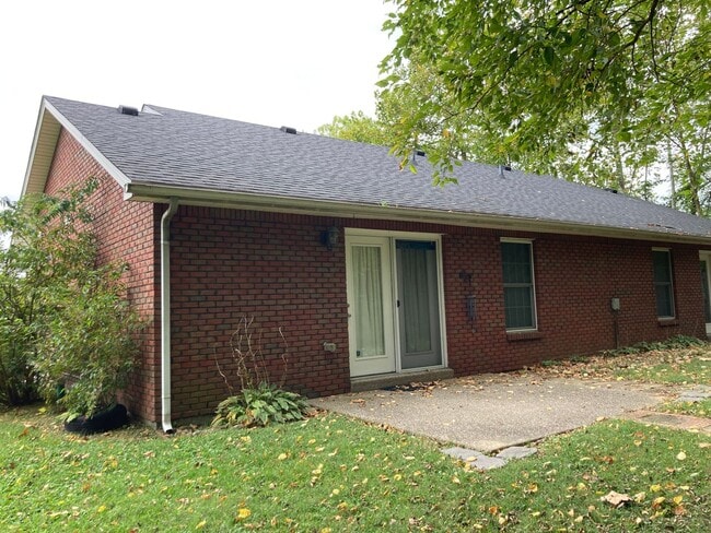 Photo - 106-A Walnut Trace Cir