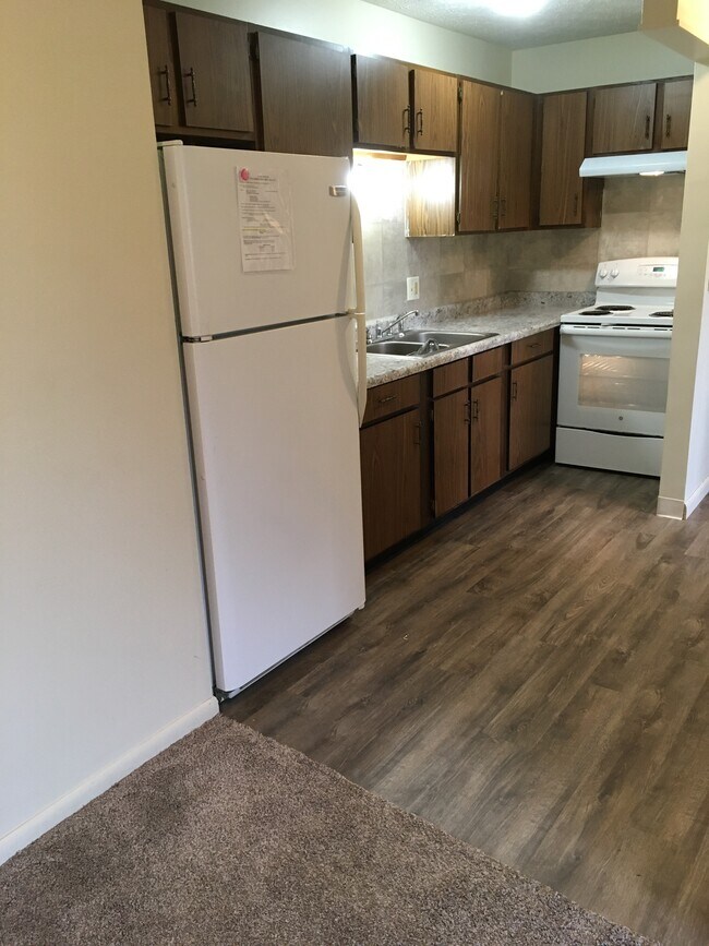 Photo - 211 Tower Dr Unit 112