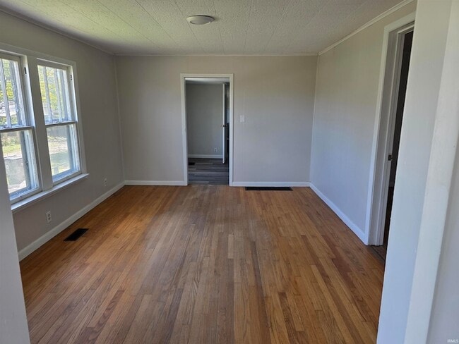 Photo - 921 W Gourley Pike