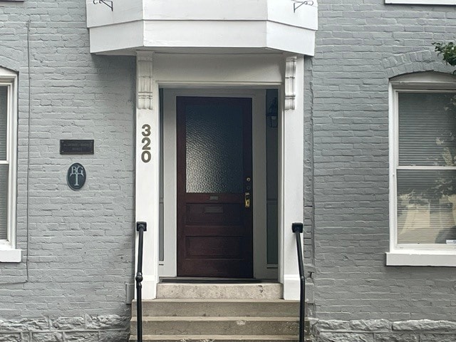 Photo - 320 W Second St