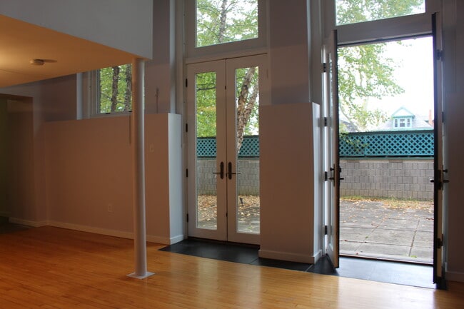 Apartment 206