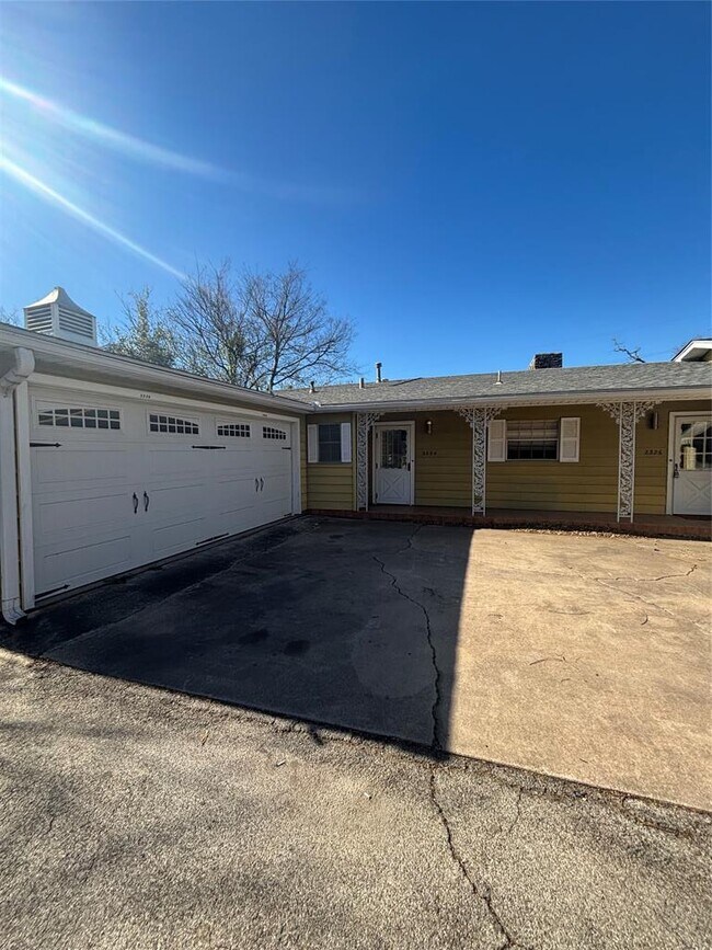 Photo - 2324 Hartford Rd