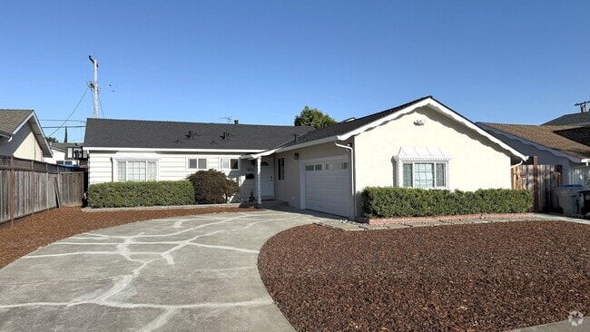 Building Photo - 3BD/2BA - Updated Charming Single Family H... Rental