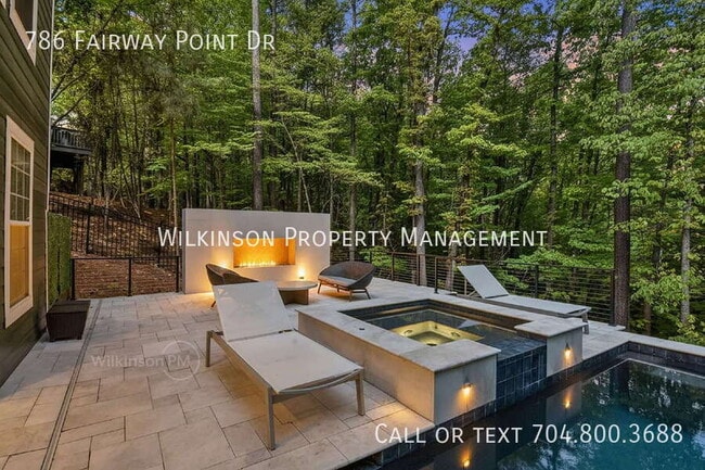 Photo - 786 Fairway Point Dr