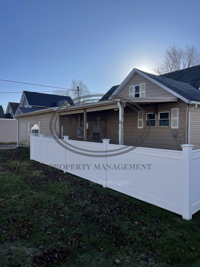 Photo - 606 South St