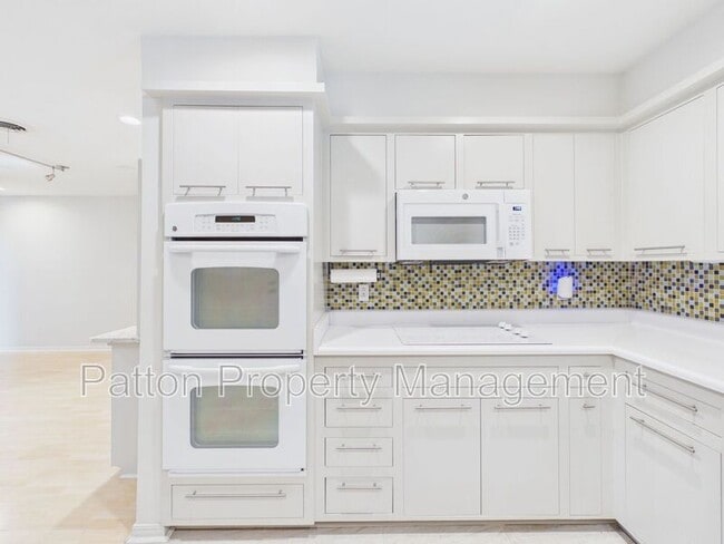 Photo - 6810 Montague Dr