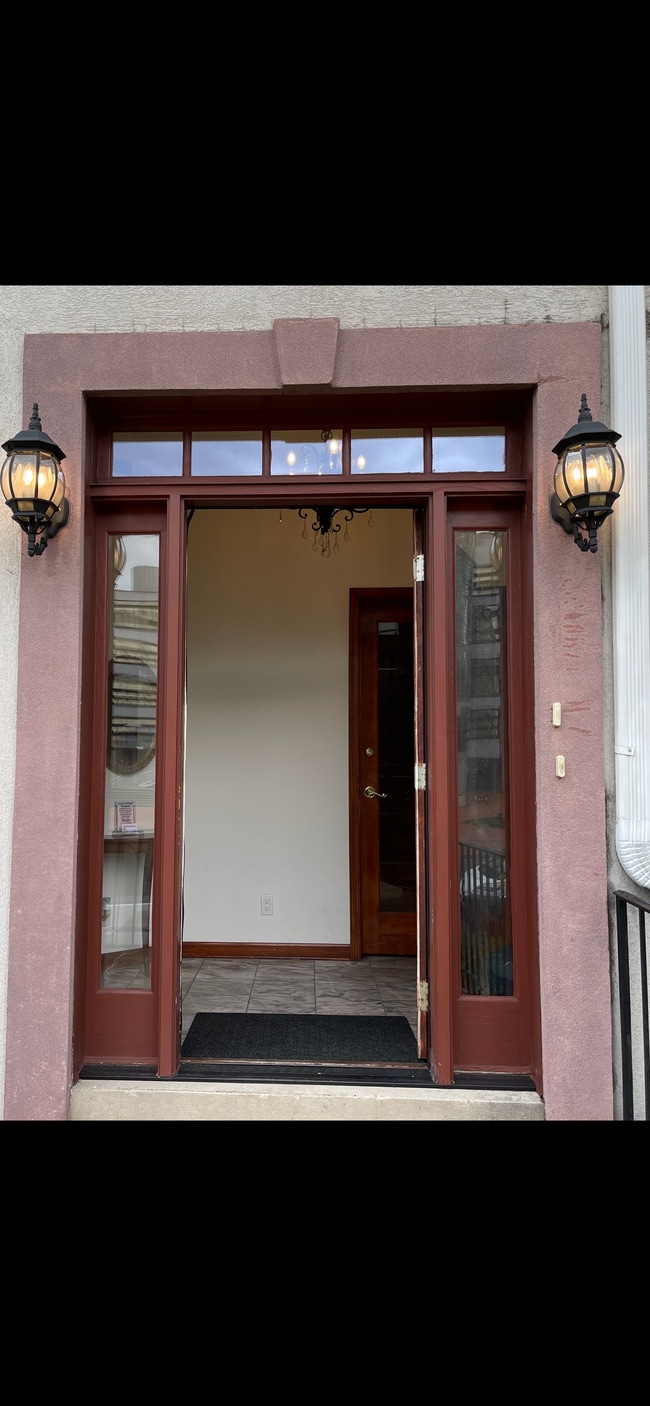 Photo - 4123 Connecticut Ave NW Unidad A2