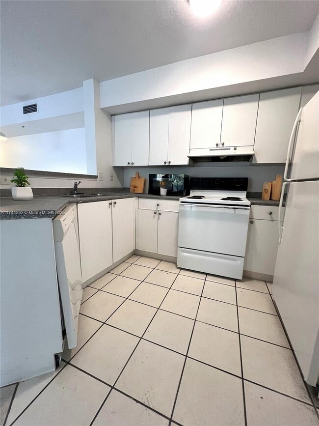Photo - 17602 NW 25th Ave Townhome
