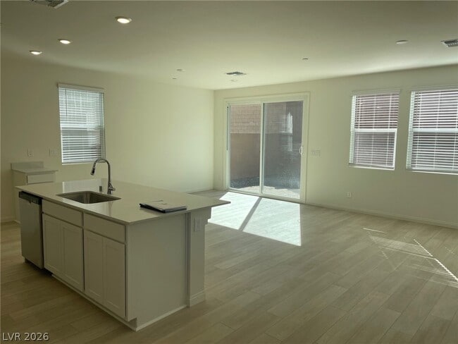 Photo - 10861 River Jct Ave