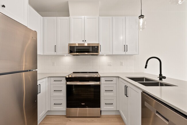 6045-6045 Chilliwack River Rd