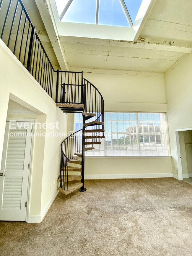 Photo - 525 E Grace St Unit 401