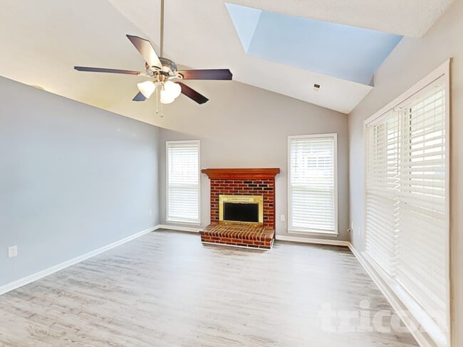 Photo - 7284 Green Meadow Ct