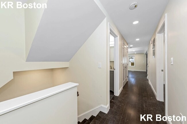 Photo - 72 Stanley Ave Unidad 1